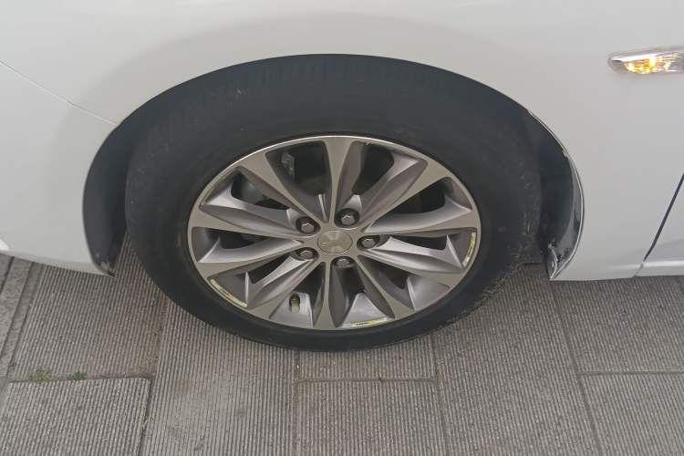 Used Chevrolet Monza 2022 320 Automatic Enjoyment Sunroof Version Left Front Wheel Hub