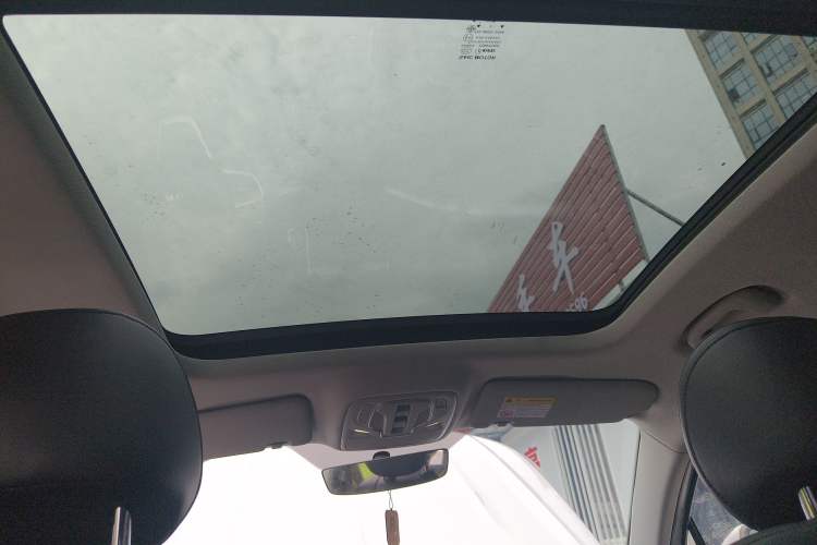 Used Roewe RX5 MAX 2021 Supreme Series 300TGI Automatic Luxury Cabin Edition