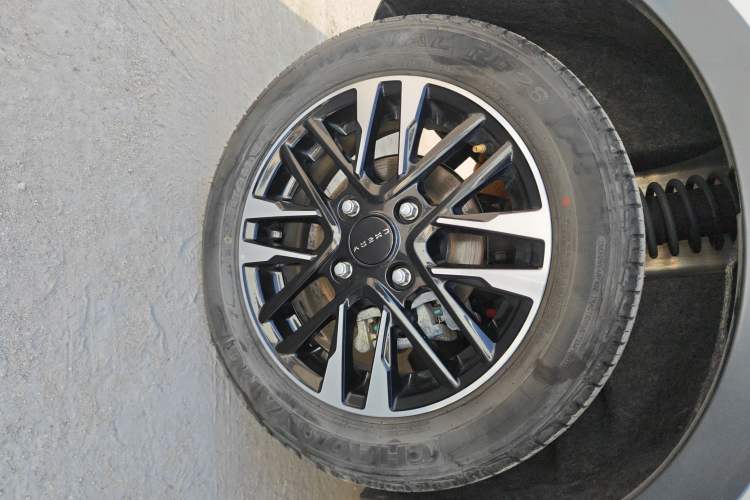 Used Chery QQ Little Ant 2022 Revised Version Sweet Pink Edition Half-Sugar Version Lithium Iron Phosphate 30.7 kWh 30 kW 301 km Exterior 5