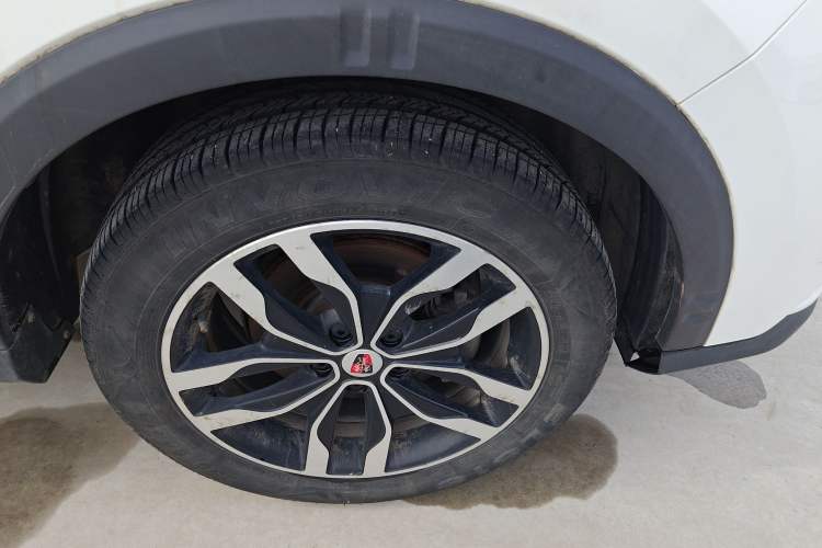 Used Roewe RX5 2018 20T Two-Wheel Drive Manual Internet Smart Edition
