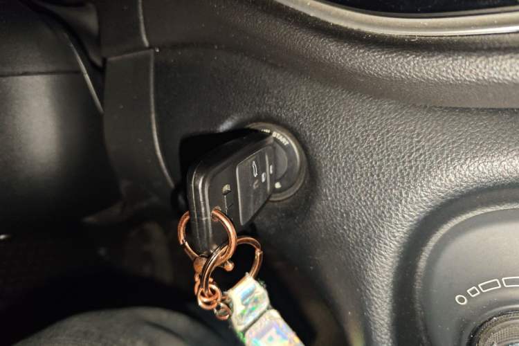 Used Fiat Viaggio 2015 1.4T Manual Enjoyment Edition