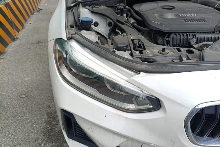 Used BMW 1 Series 2020 120i M Sport Package Right Front Headlight