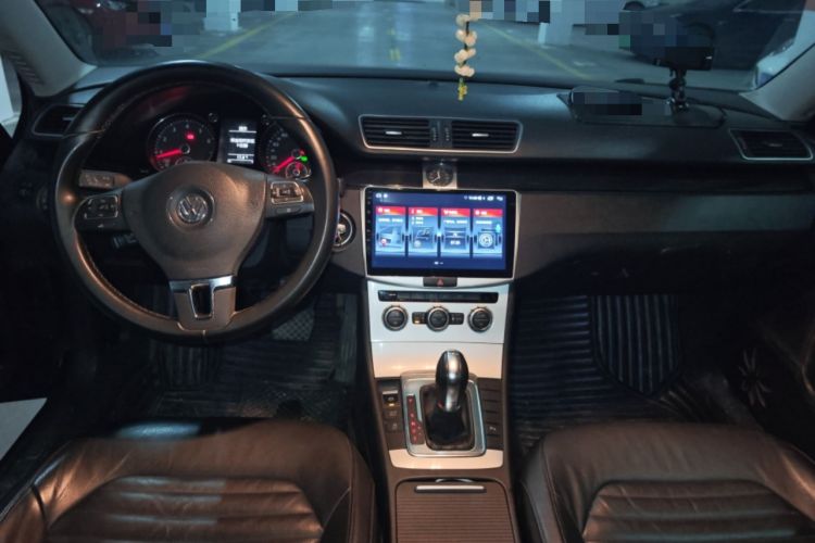 Used Volkswagen Magotan 2012 Revised 1.4 TSI Luxury Version Center Console