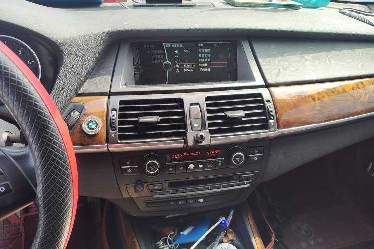 Used BMW X5 2013 xDrive35i Luxury Model
