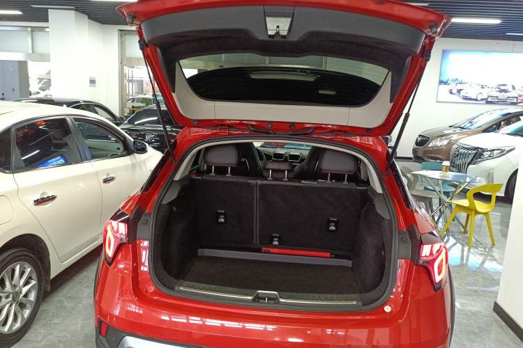 Used Lynk & Co 02 2018 1.5T DCT Two-Wheel Drive Pro Version China V Emission Standard
