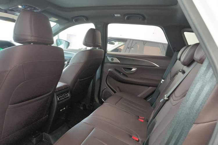 Used JETOUR X90 2022 Zilong 2.0T DCT Changsheng Edition 5-seater Left Rear Seat