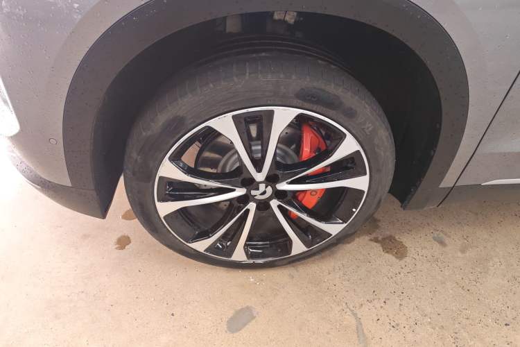 Used Nio ES8 2024 100kWh Signature Edition
