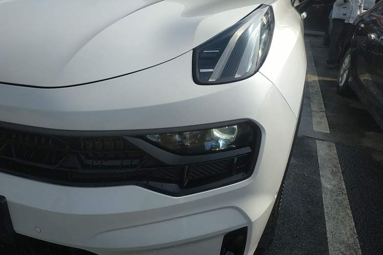 Used Lynk & Co 05 2023 2.0TD Two-Wheel Drive Shine Halo