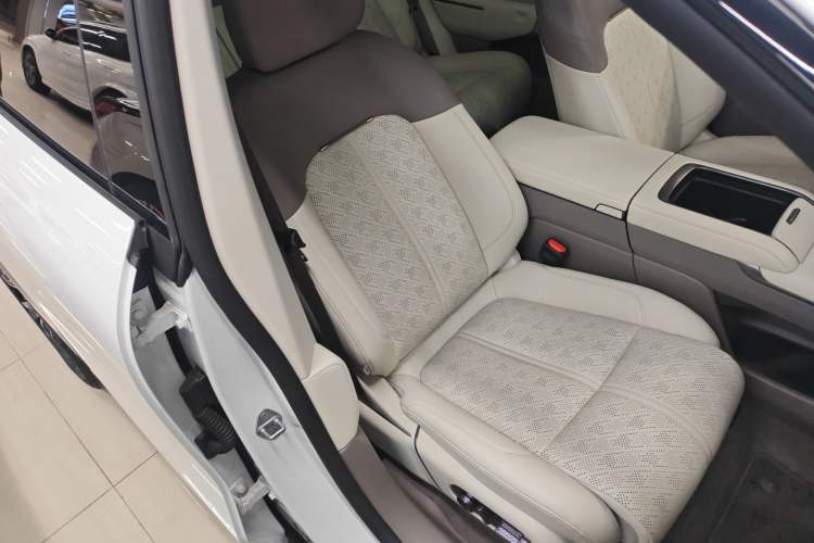 Used Zeekr 7X 2025 100kWh Long-Range All-Wheel Drive Intelligent Driving Version
