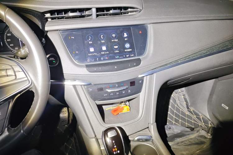 Used Cadillac XT5 2020 Revised Version 28T Luxury Edition Audio And AC Panel