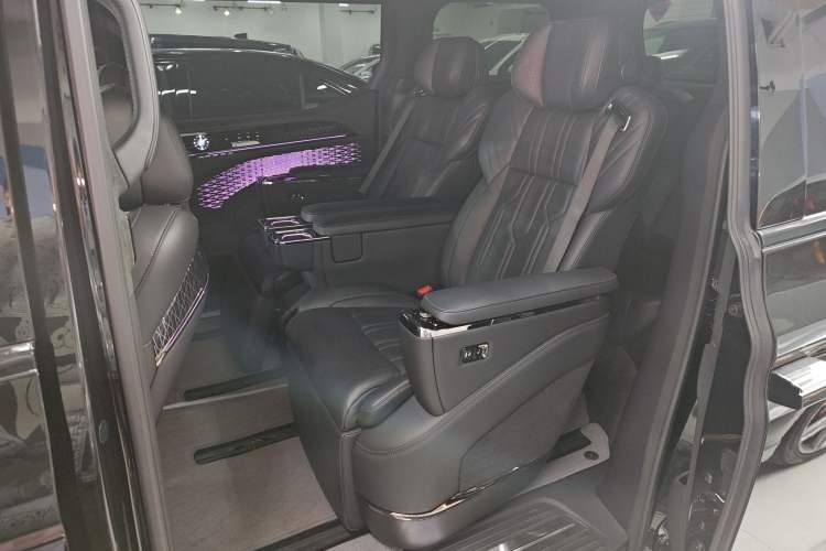 Used Zeekr 009 2022 WE Edition