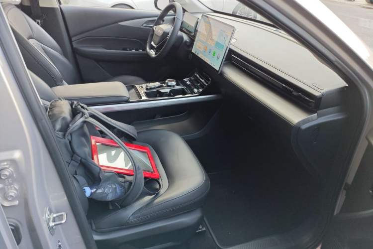 Used Wuling Xingguang 2024 Co-Creation Edition 510 Advanced Model
