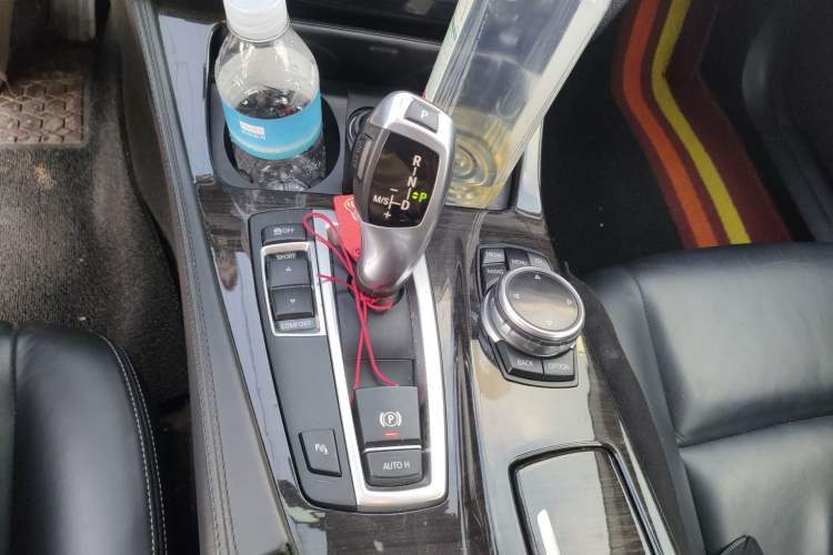 Used BMW 5 Series 2014 525Li Luxury Design Package Gear Lever