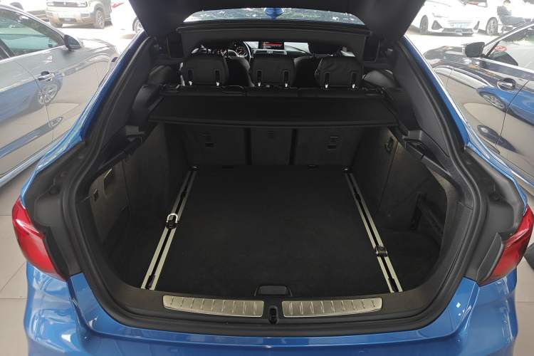 Used BMW 3 Series GT 2020 320i M Sport Package
