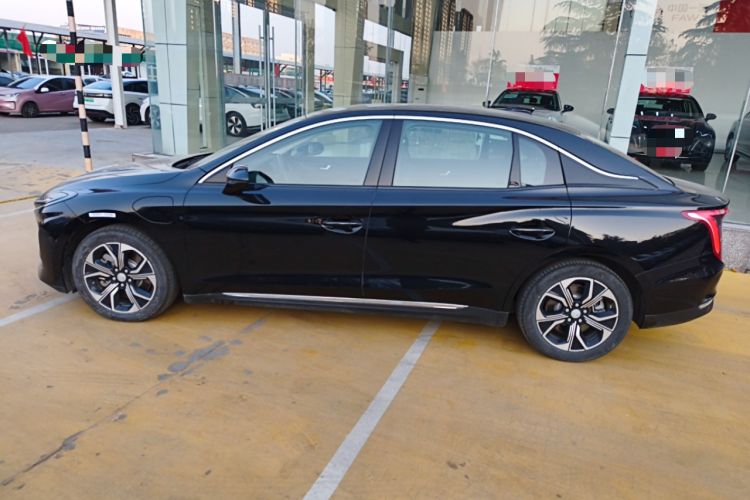 Used Hongqi E-QM5 2023 Revised Version Basic Travel Edition
