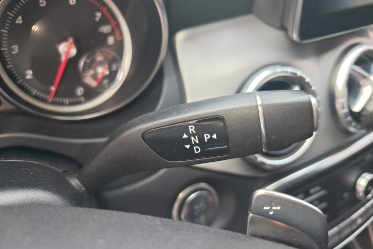 Used Mercedes-Benz CLA 2019 CLA 220 4MATIC Gear Lever
