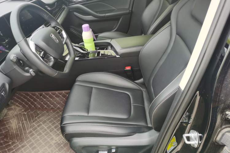 Used Bestune B70 2023 Third Generation 1.5T Automatic Enjoyment Version 70th Anniversary Edition Left Front Seat