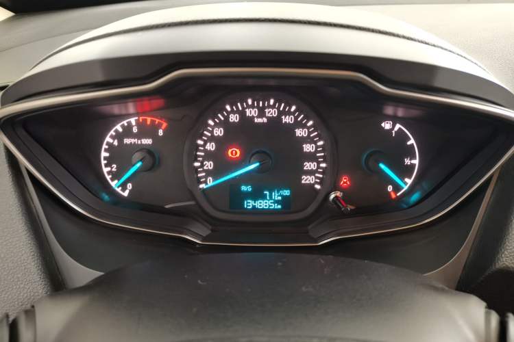 Used Ford Escort 2015 1.5L Manual Comfort Model
