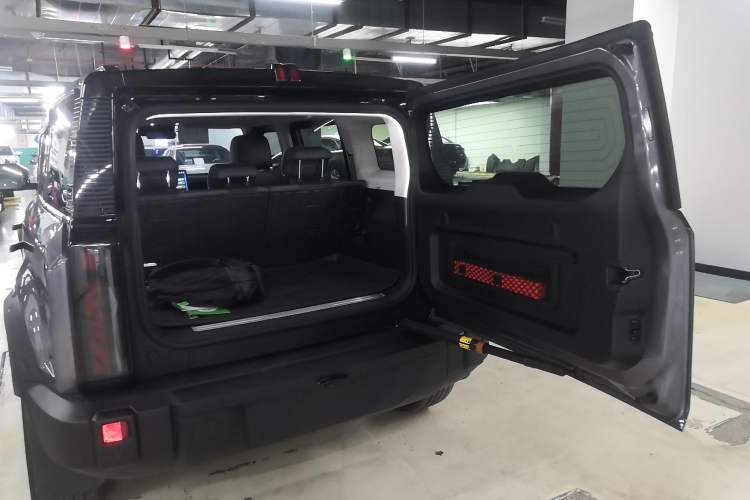 Used iCAR 03 2024 501km Four-wheel Drive Long-Range Advanced Version