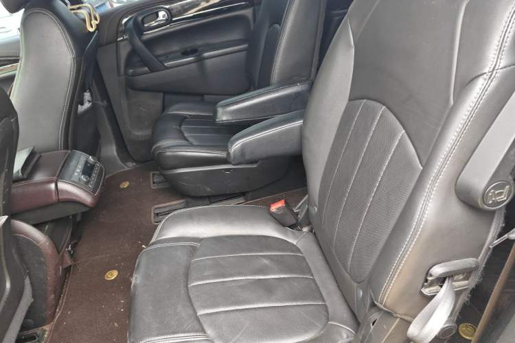 Used Buick Enclave 2014 3.6L Two-Wheel Drive Elite Comfort Version Left Rear Seat