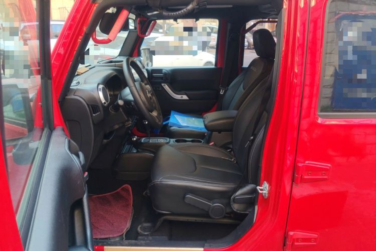 Used Jeep Wrangler 2017 3.0L Sahara Four-Door Comfort Edition
