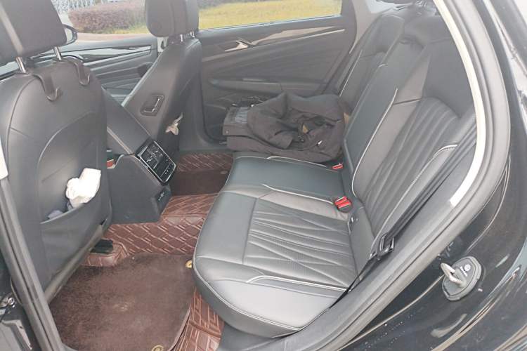 Used Volkswagen Passat New Energy 2022 430 PHEV Hybrid Luxury Edition Left Rear Seat