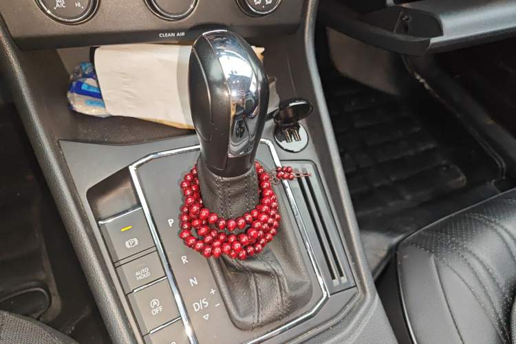 Used Volkswagen Lavida 2021 280TSI DSG Comfort Edition Gear Lever