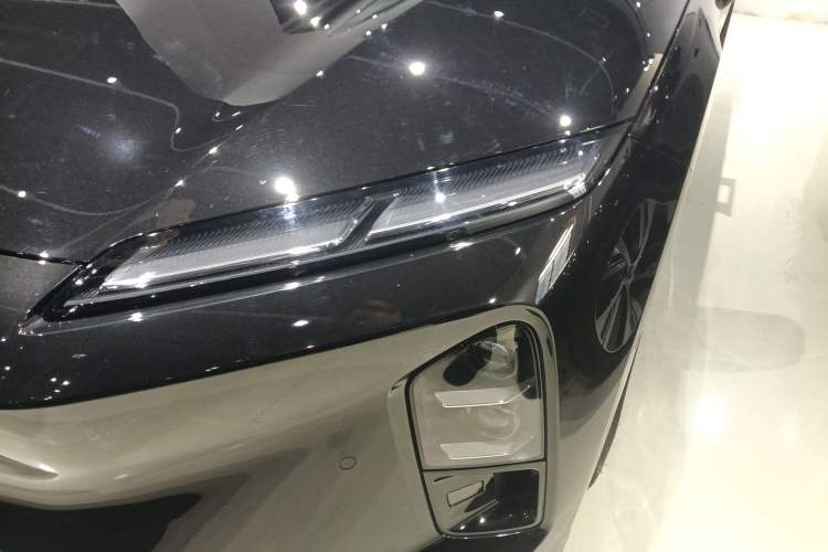 Used Nio ET5T 2025 75 kWh Touring