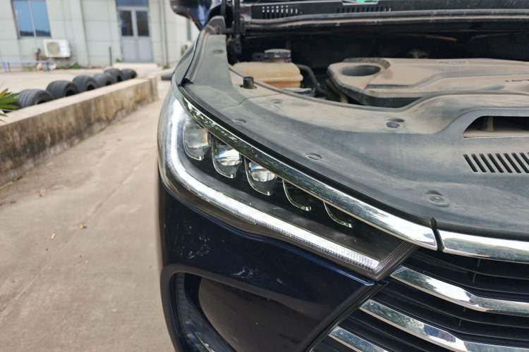 Used BYD Song MAX 2019 1.5T Automatic Smart Connect Ruiyi Sunroof Model 7 Seats China VI Standard
