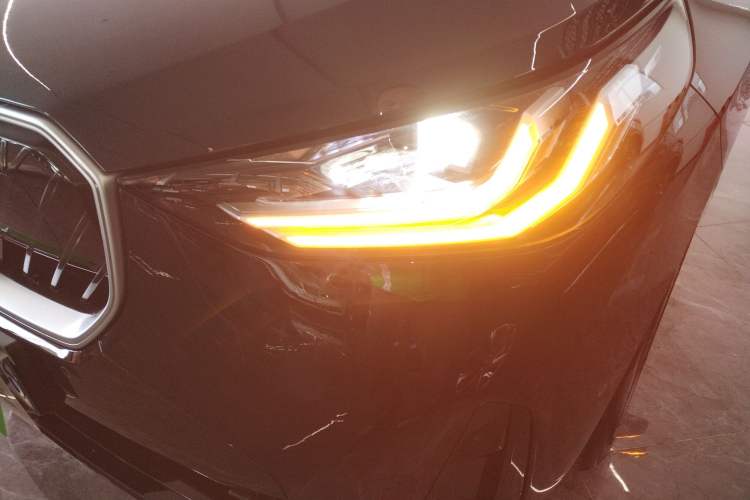 Used BMW X3 2025 Model, xDrive30L Leading M Sport Night Package Left Front Headlight