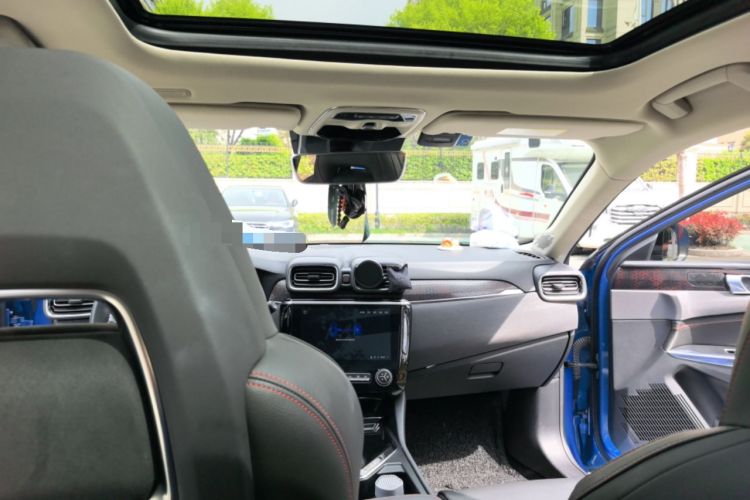 Used Lynk & Co 02 2018 1.5T DCT Two-Wheel Drive Pro Version China V Emission Standard