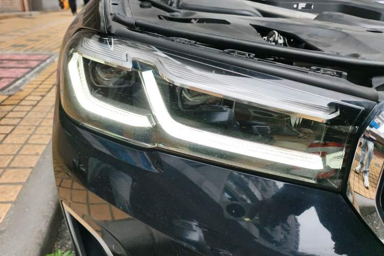 Used BMW 5 Series 2023 530Li Luxury Edition Premium Package