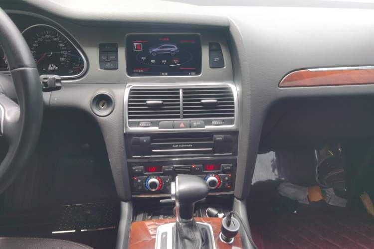 Used Audi Q7 2015 40 TFSI Collector's Edition
