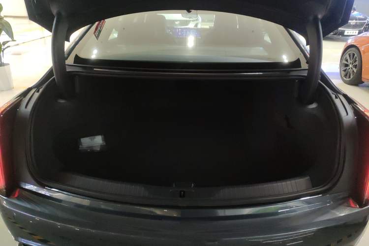 Used Cadillac CT6 2023 28T Platinum Edition