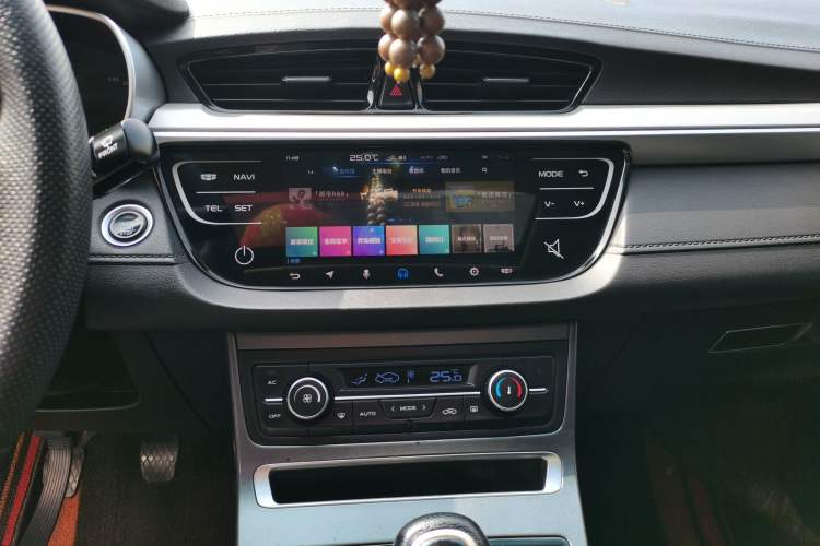 Used Geely Auto Emgrand 2018 1.5L Manual Upward Connect Edition
