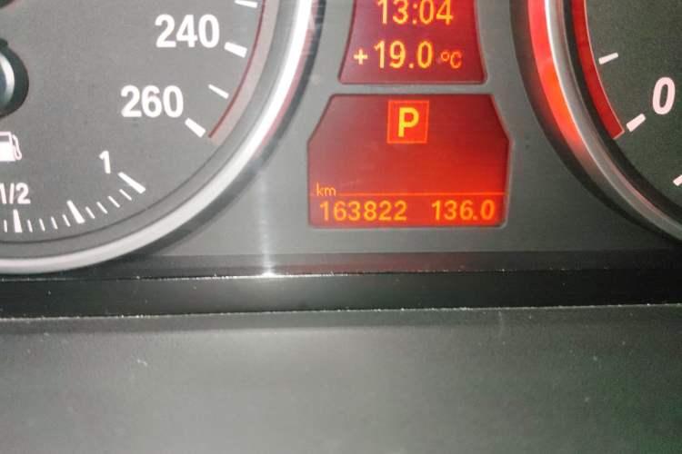 Used BMW X5 2011 xDrive35i Luxury Model
