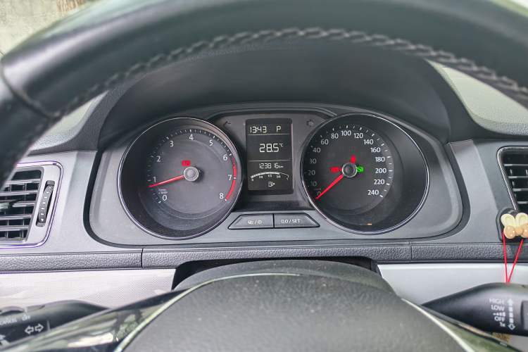 Used Volkswagen Lavida 2017 230TSI DSG Comfort Edition Instrument Cluster