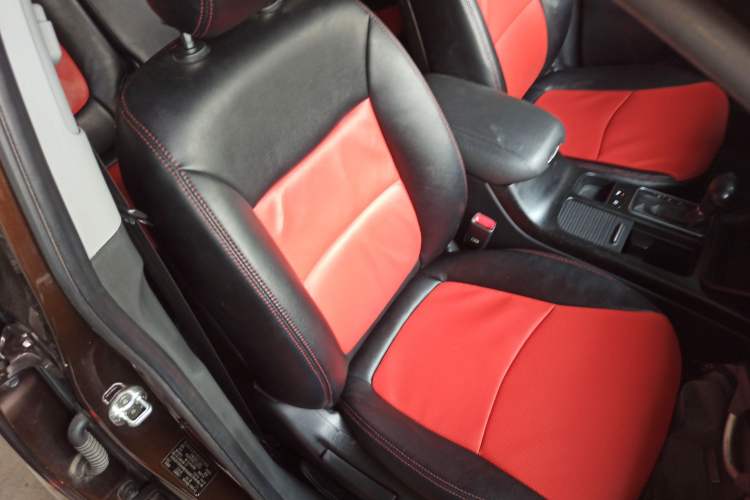 Used Kia Sorento 2013 2.4L 7-Seater Gasoline Comfort Version China IV Standard
