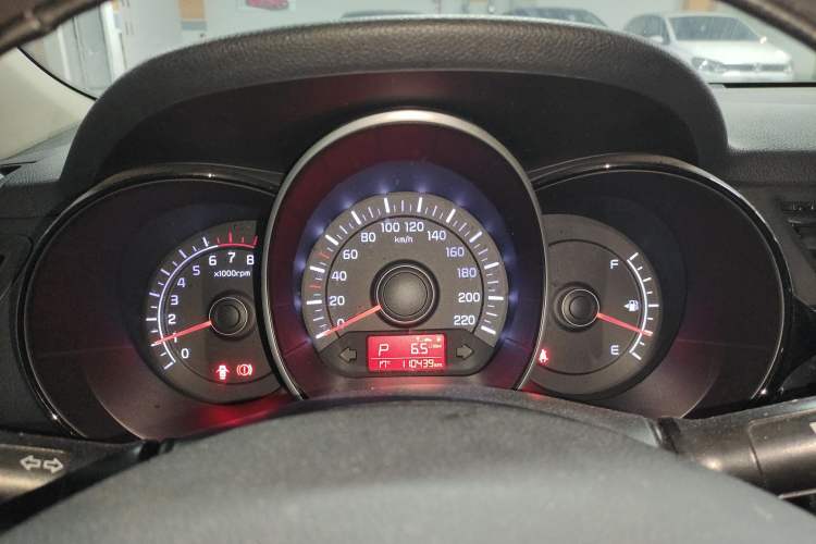 Used Kia K2 2015 Sedan 1.4L Automatic GLS