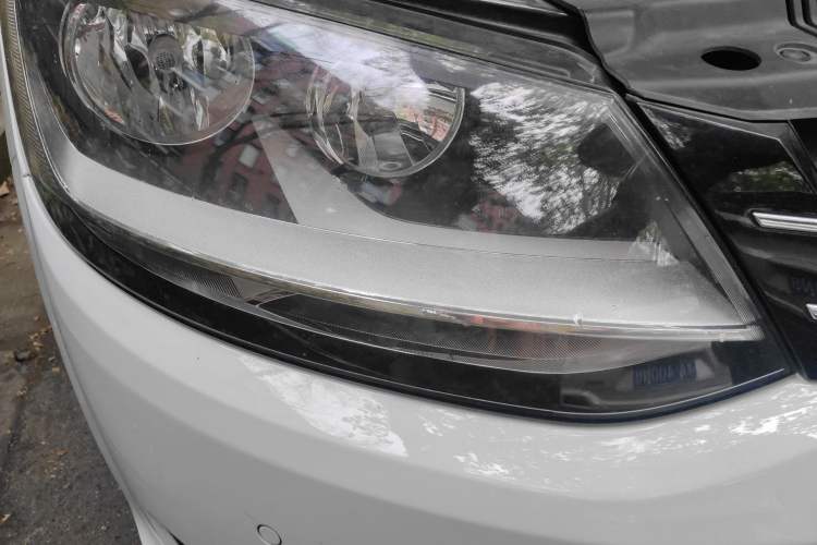 Used Volkswagen Sharan 2018 380TSI Comfort Edition 7-Seater Right Front Headlight