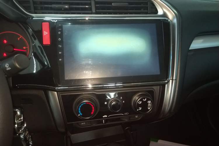 Used Honda Greiz 2016 1.5L CVT Classic Edition
