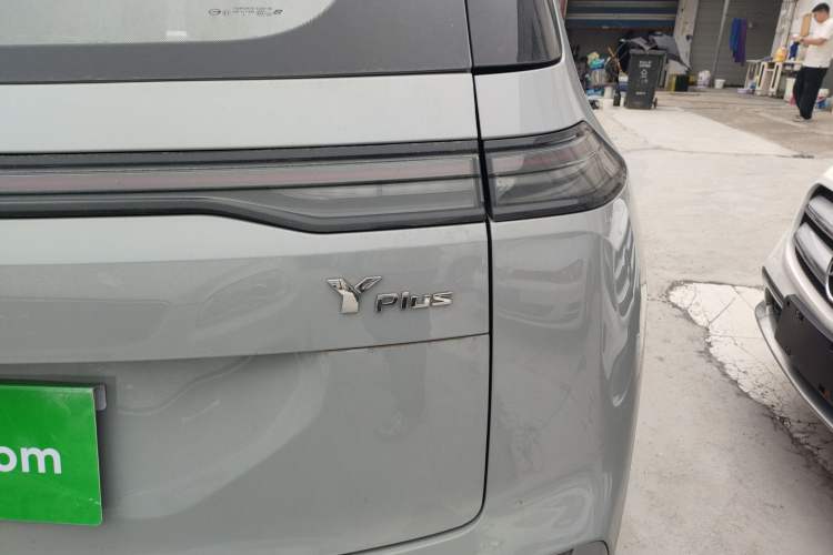 Used AION Y 2023 Plus 510 Smart Edition Exterior 3