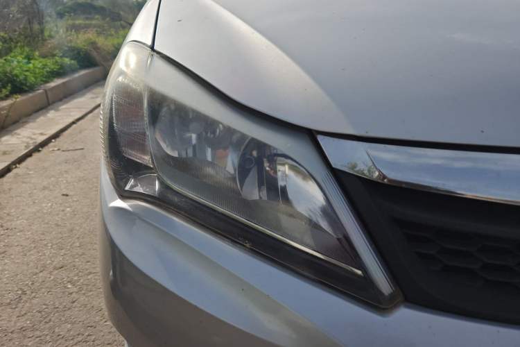 Used BYD F3 2015 Energy-Saving Edition 1.5L Manual Luxury Model