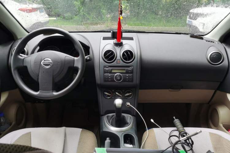 Used Nissan Qashqai 2011 1.6XE Wind 5MT 2WD