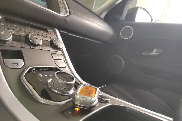 Used Land Rover Range Rover Evoque 2014 2.0T 5-Door Ignite Edition
