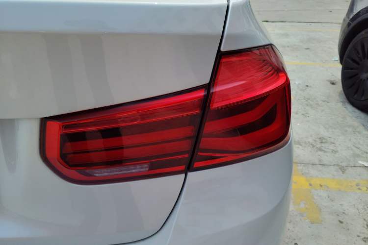Used BMW 3 Series 2017 320Li Fashion Model
