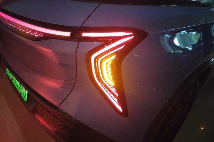 Used Hongqi Tiangong 08 2025 730 Max Rear-Drive Version Exterior 3