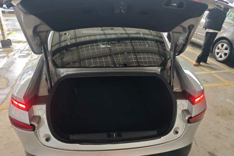 Used XPeng P7 2022 480E+
