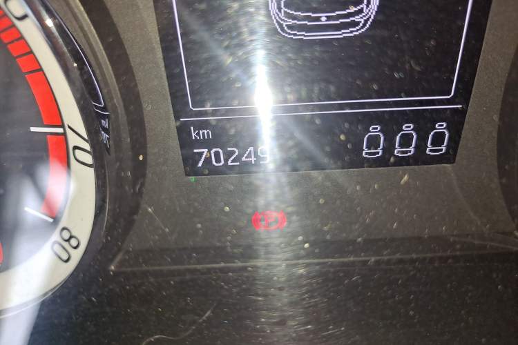 Used Skoda Karoq 2018 TSI280 Luxury Edition China V Standard Odometer Close Up