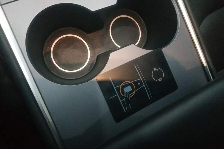 Used Tesla Model Y 2022 Rear-Wheel-Drive Version